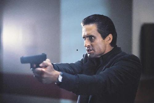 本能1完整版 在线观看 第2张 本能1完整版 在线观看 第2张